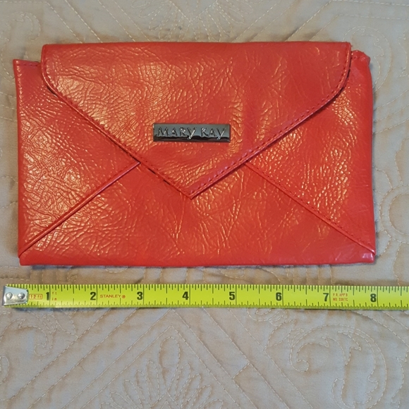 NIP Mary Kay Metro Chic Collection Clutch - Picture 4 of 4